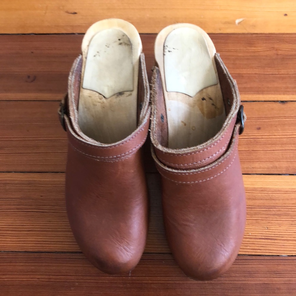No. 6 Clogs